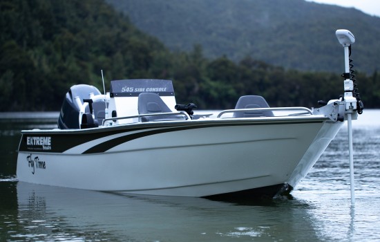 Extreme 545 Side Console | REDHOT Marine