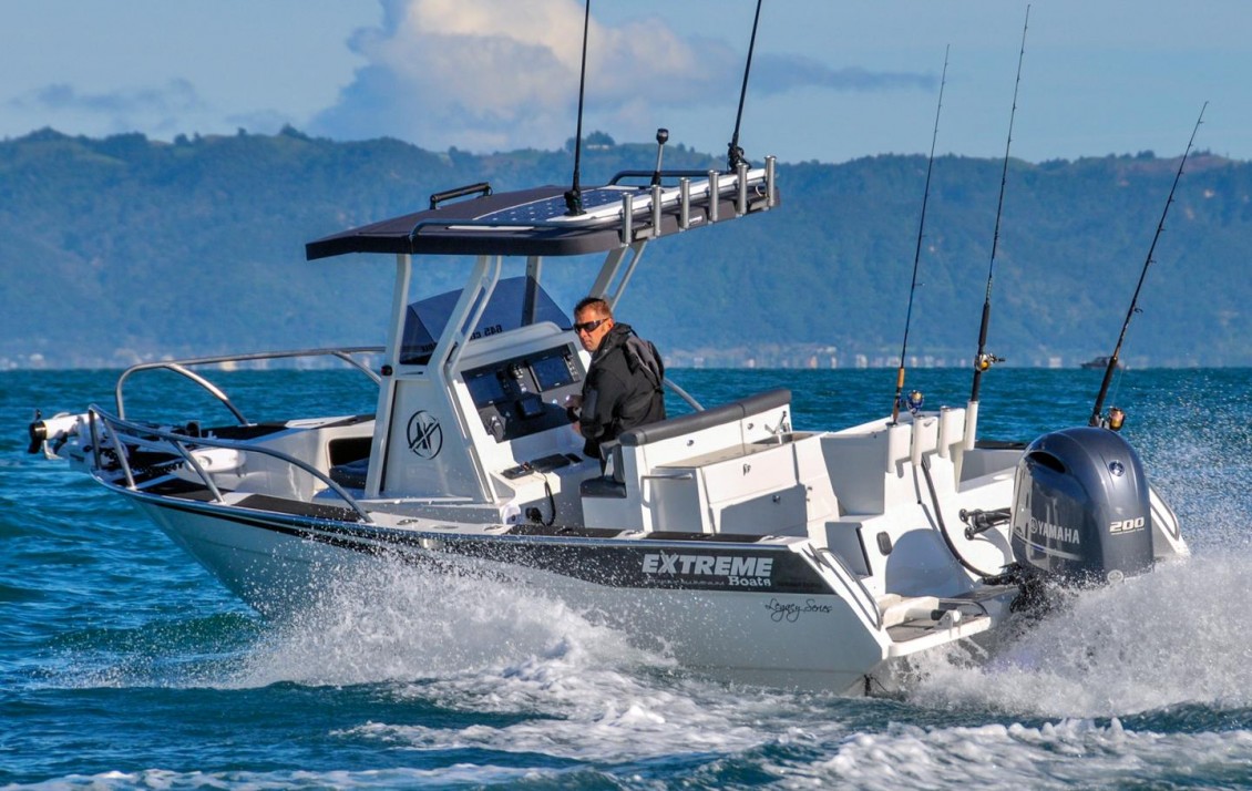 645 Centre Console for Sale Wellington